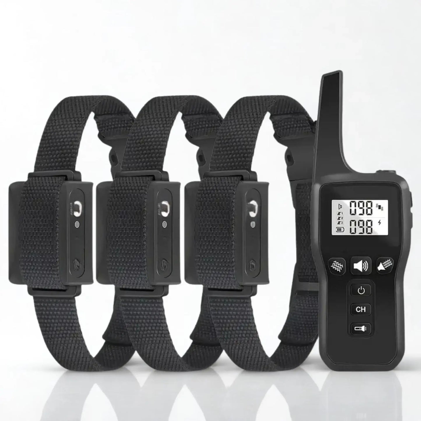 Collier anti-aboiement chien ZenPatte trois dispositifs noirs et une télécommande noire.