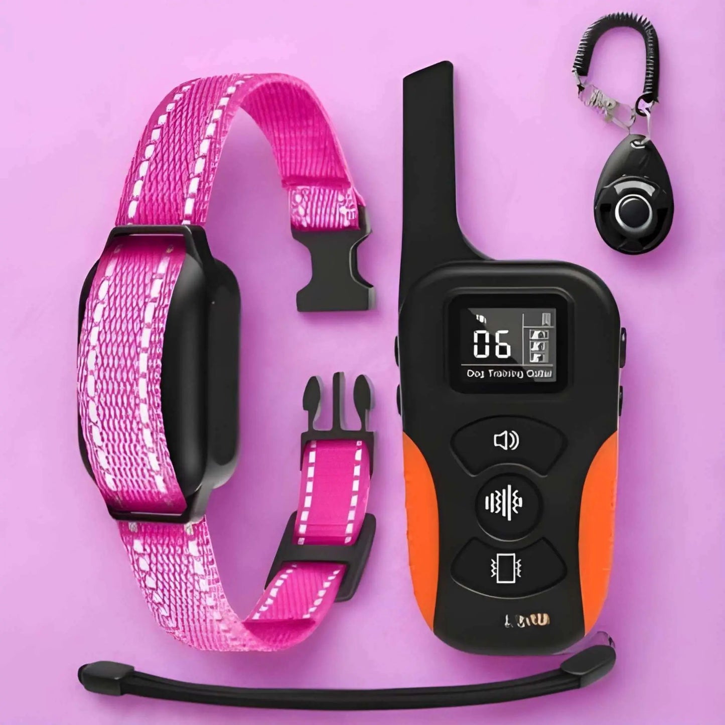 Un collier de dressage chien rose en nylon, fil réfléchissant avec un cliker.