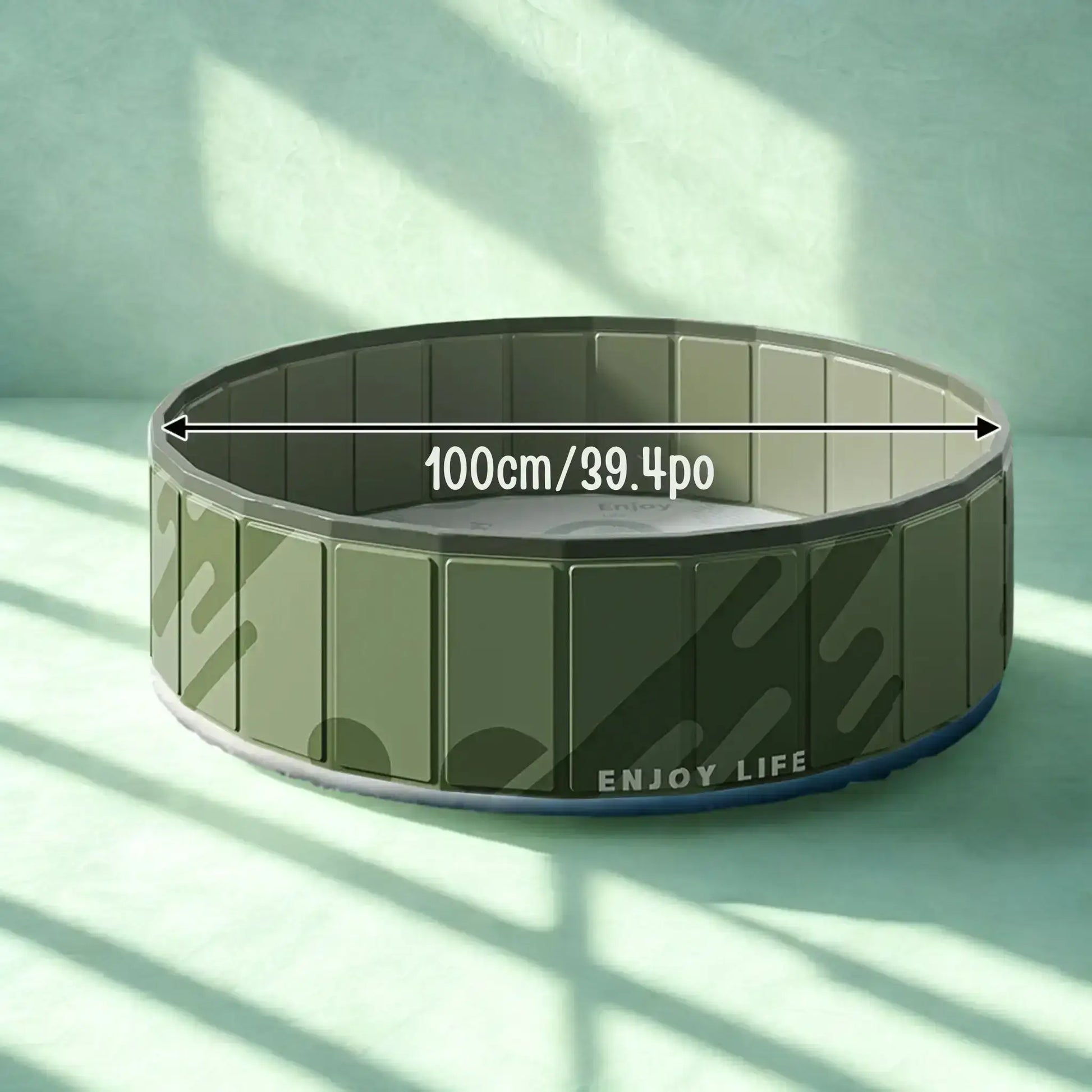 Une piscine pour chien moyen de 100 cm.