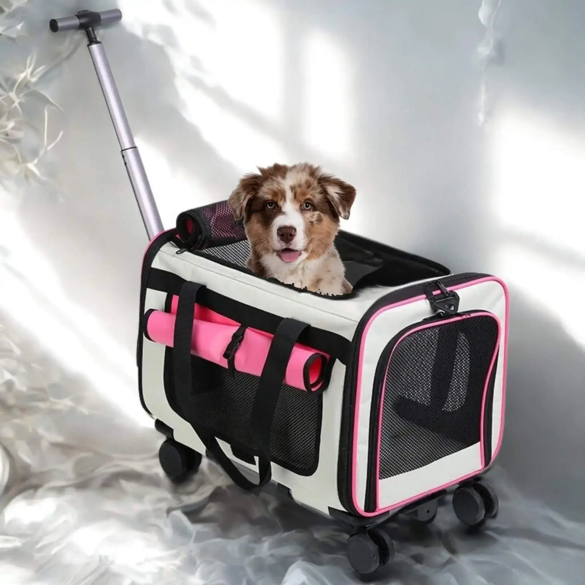 Un sac de transport pour petit chien de couleur blanc et rose avec un chiot berger australien à l'intérieur.